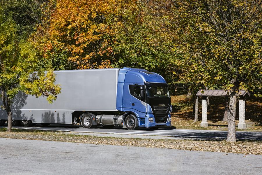  Iveco Stralis 460NP 4x2 2017 года  (фото 24 из 40)